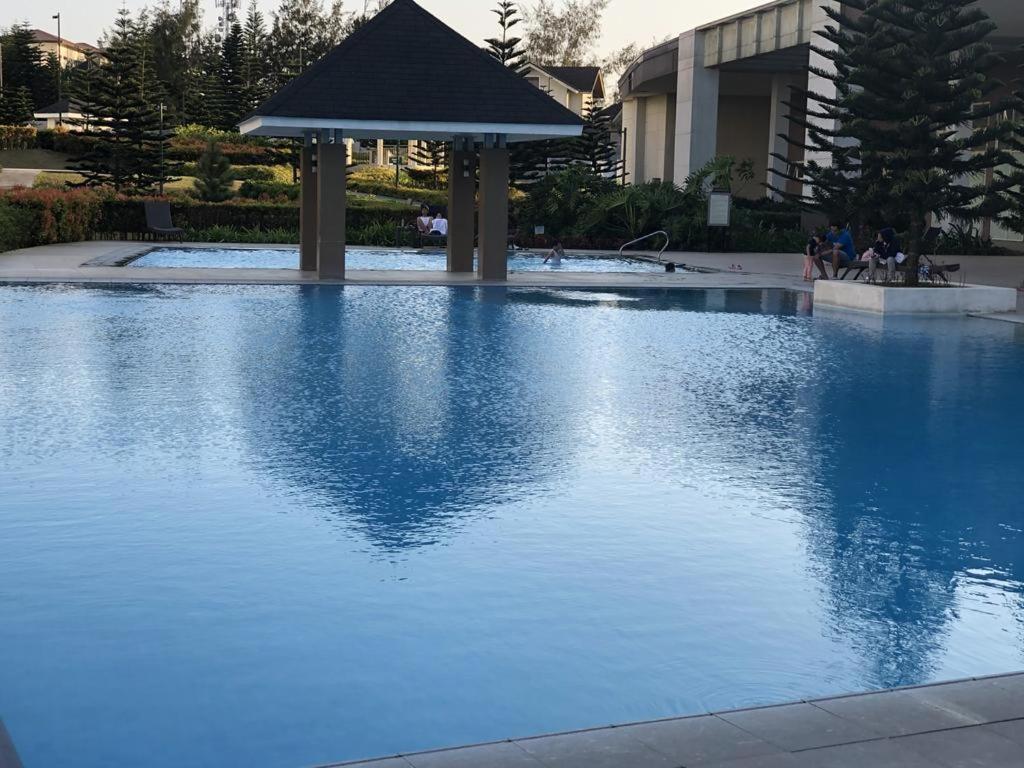 Smdc Tagaytay Taal Lake Condo Cook Netflix No Balcony No Free Parking Тагайтай Экстерьер фото