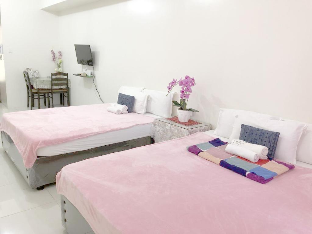 Smdc Tagaytay Taal Lake Condo Cook Netflix No Balcony No Free Parking Тагайтай Экстерьер фото