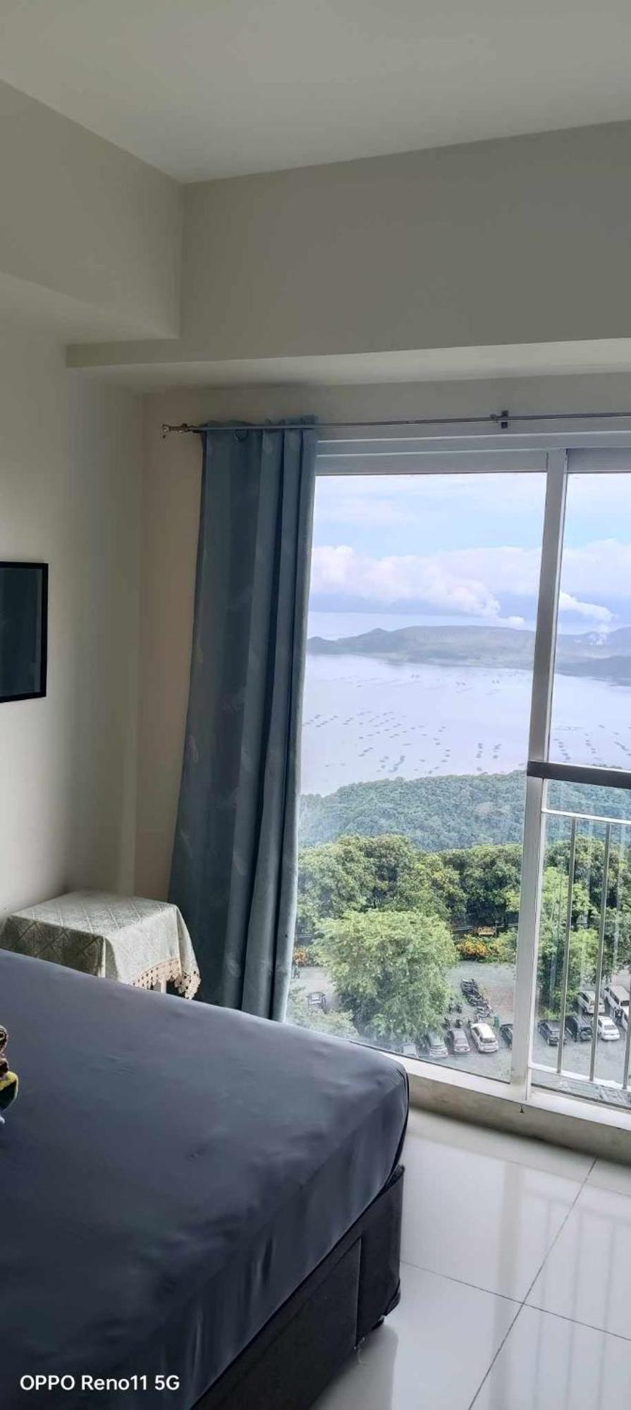 Smdc Tagaytay Taal Lake Condo Cook Netflix No Balcony No Free Parking Тагайтай Экстерьер фото