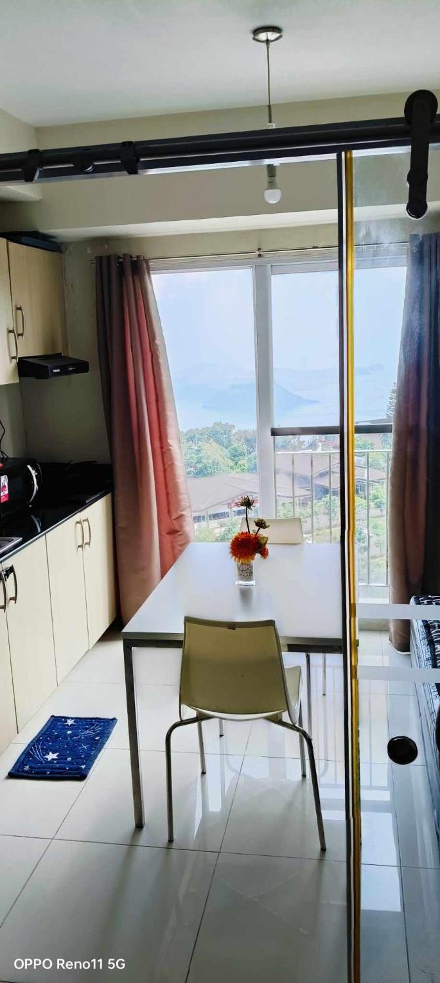 Smdc Tagaytay Taal Lake Condo Cook Netflix No Balcony No Free Parking Тагайтай Экстерьер фото